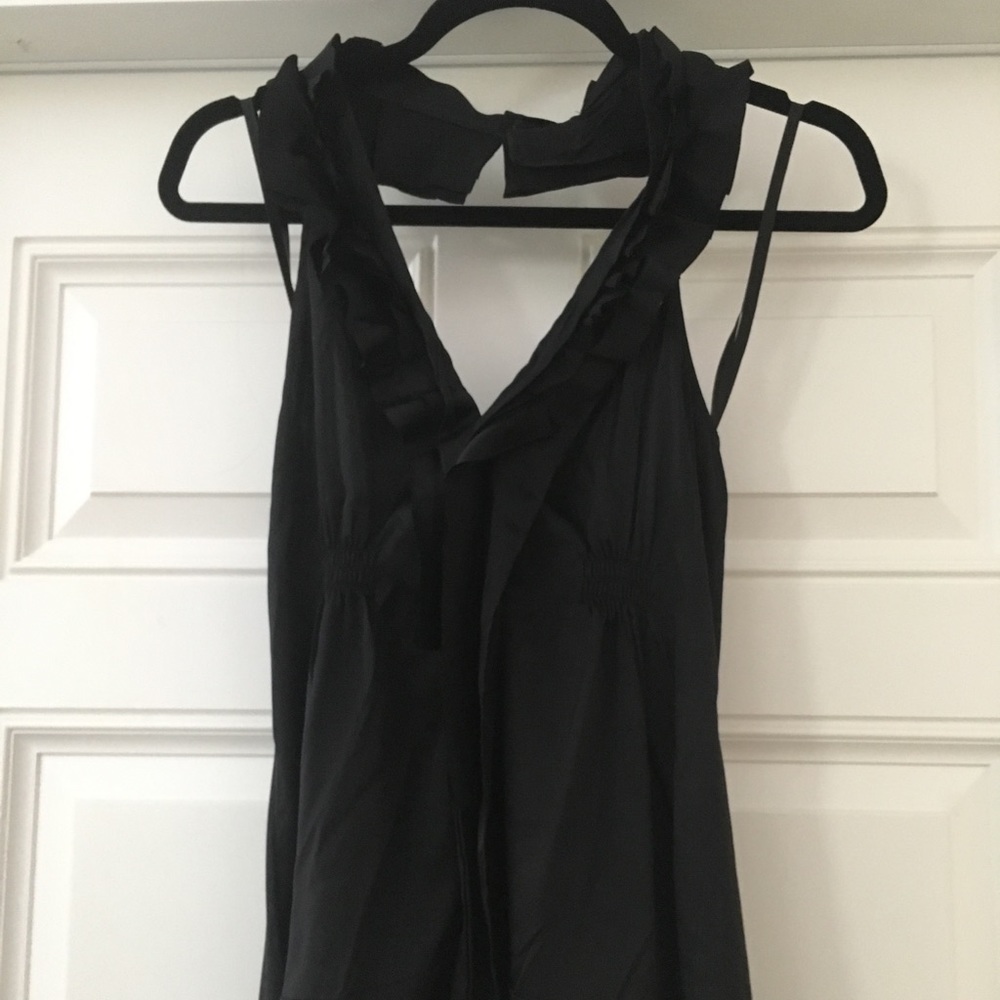 ✨Host Pick✨ BCBG black silk halter top small